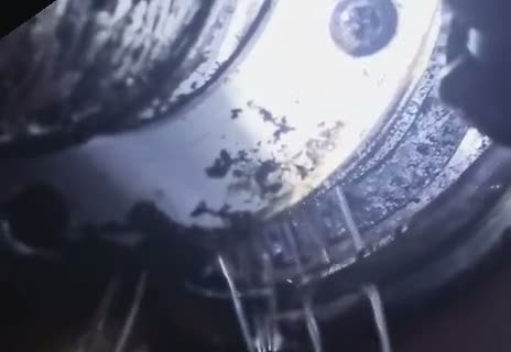 井下立柱导向套位置向外窜液